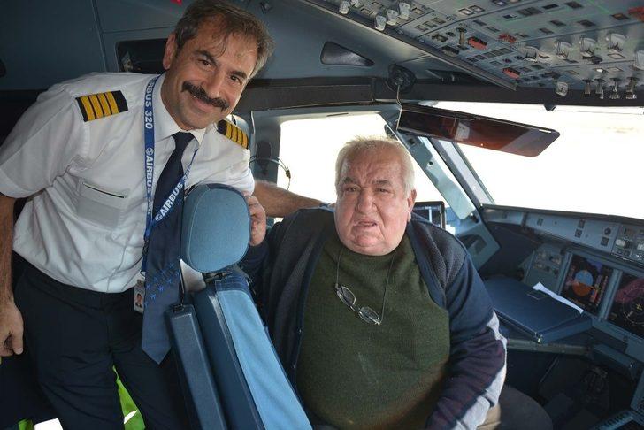 50 yıllık hayali gerçek olunca gözyaşlarına boğuldu G2