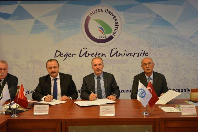 Düzce Üniversitesi ev sahipliği yaptı