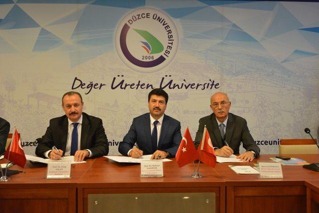 Düzce Üniversitesi ev sahipliği yaptı