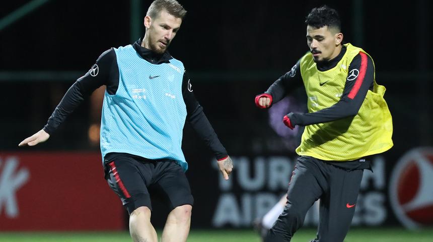 Serdar Aziz: Fatih Terim'in varlığı ile sahaya çıkıyoruz