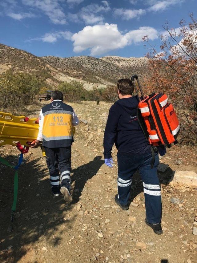 Yaralıya ulaşmak için dağları tepeleri aştılar