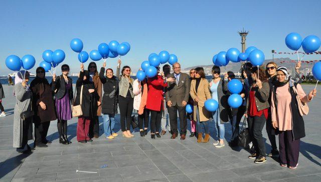 Diyabete farkındalık için mavi balonlarla yürüdüler