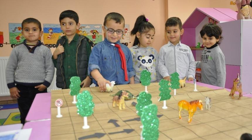 Anaokulu &ouml;ğrencileri kodlama eğitimini başarıyla tamamladı