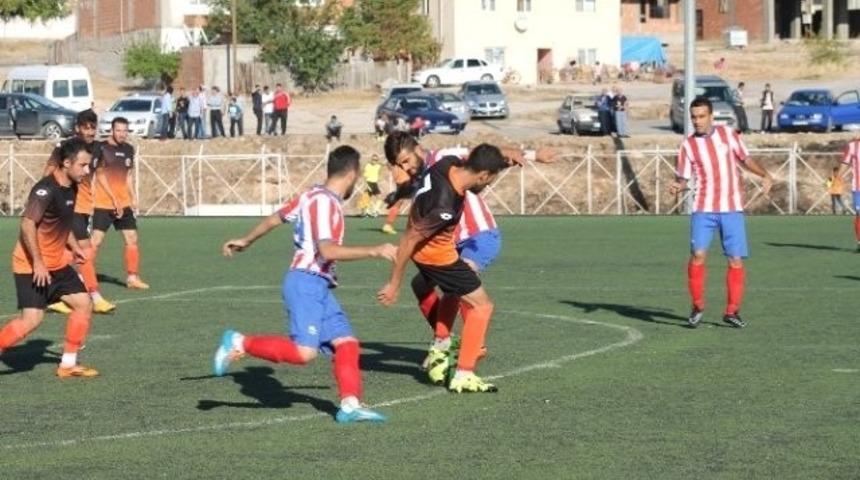U19 Futbol 1.Ligi&rsquo;nde 13.hafta heyecanı