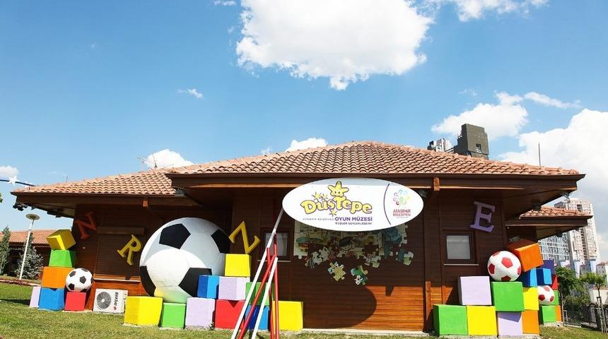 Ataşehir&rsquo;de dersler m&uuml;zede