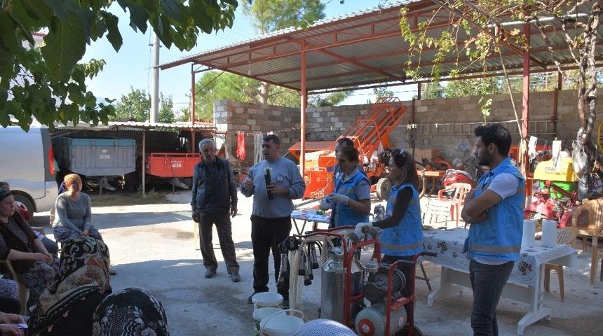 Hayvan yetiştiricilerine y&ouml;nelik eğitimler s&uuml;r&uuml;yor