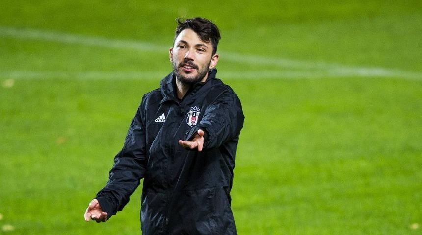 Beşiktaş Tolgay Arslan'ın kadro dışı bırakıldığını açıkladı!