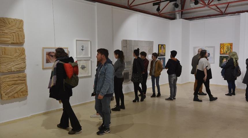 Melez görmek başlıklı sergi sanatseverlerle buluştu