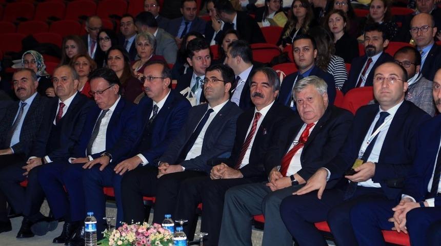 Nevşehir Belediye Başkanı Se&ccedil;en, &ldquo;&Ccedil;ocuk k&uuml;t&uuml;phaneleri yaygınlaştırılmalı&rdquo;