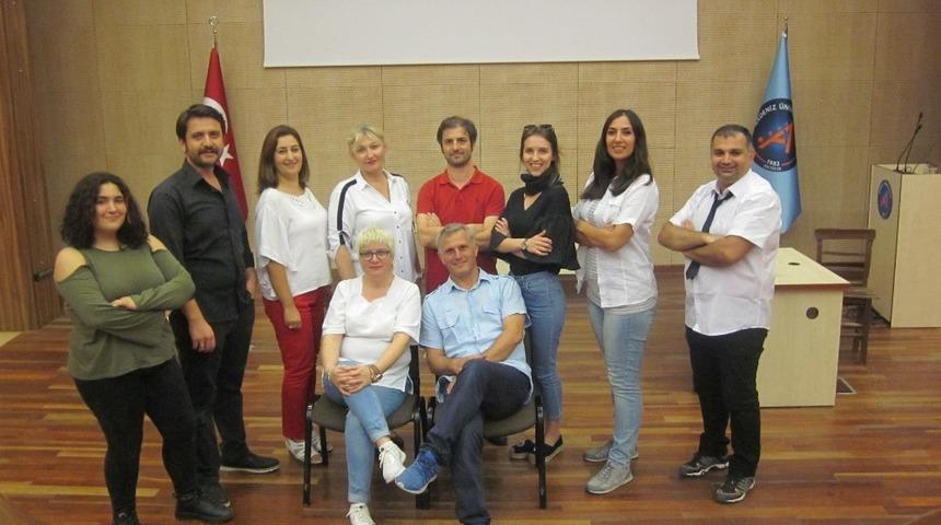 Personel Tiyatrosu cuma G&uuml;n&uuml; perde a&ccedil;ıyor