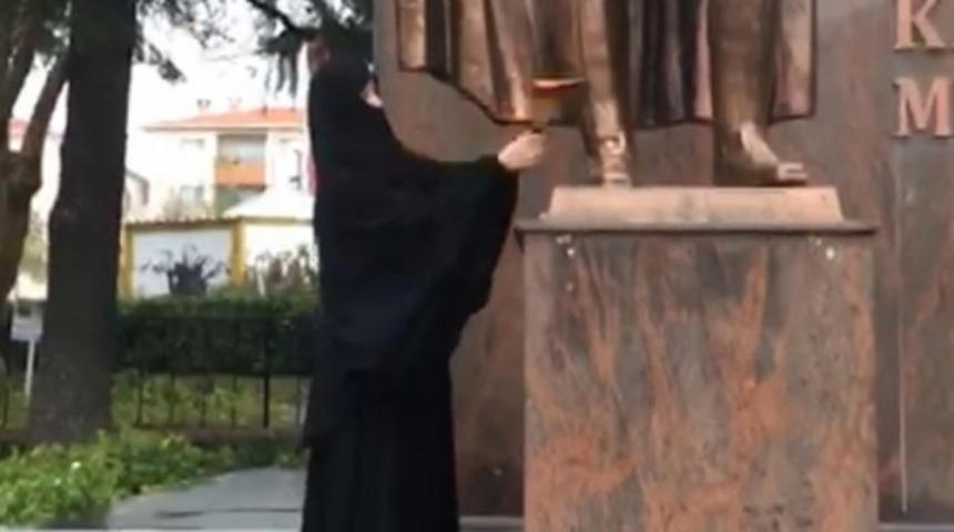 Son dakika! Çorlu'da Atatürk büstüne baltayla saldıran kadın serbest bırakıldı