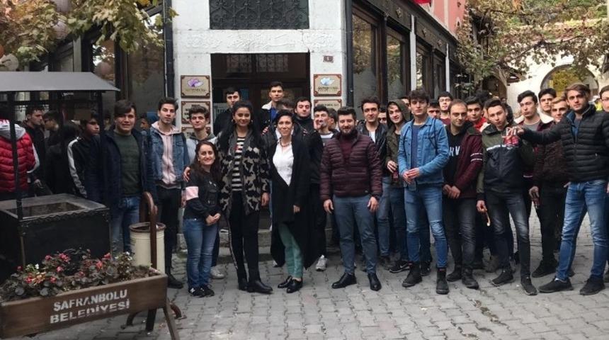 &Ouml;ğrenciler Safranbolu tarihini gezerek &ouml;ğrendi