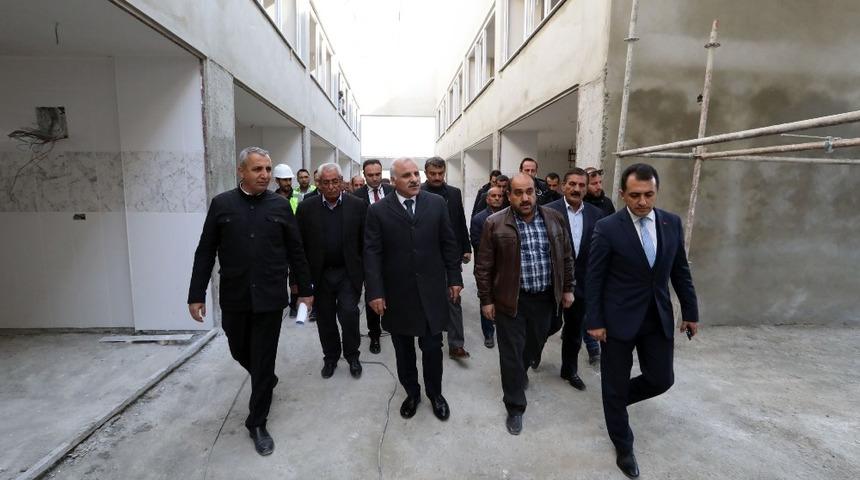 Vali Zorluoğlu, Sakatat&ccedil;ılar &Ccedil;arşısında incelemelerde bulundu