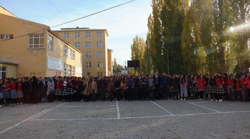 Malazgirtli öğrencilere temel afet bilinci eğitimi