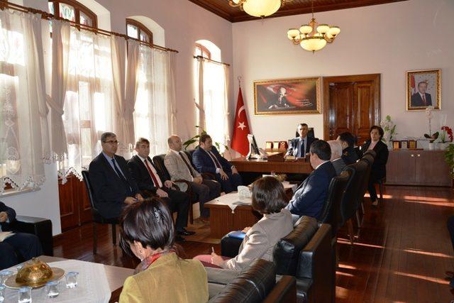 Kaymakam Sırmalı, “Amacımız kamu hizmetlerinin etkin, verimli ve hızlı bir şekilde vatandaşlarımıza sunulmasıdır”