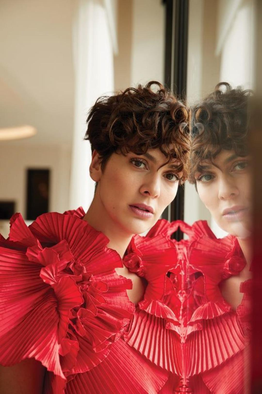 Berg&uuml;zar Korel: Ağlamaktan g&ouml;zyaşım bitti