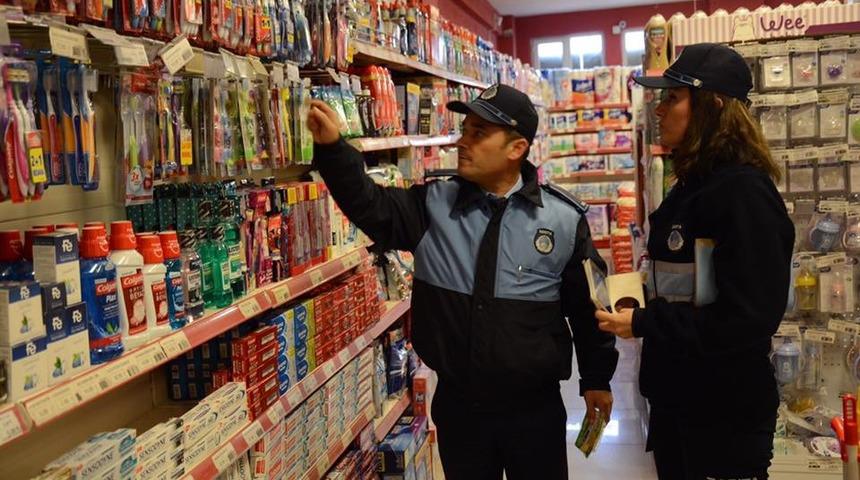 Lapseki Zabıta Ekipleri fiyat etiket denetimi yaptı