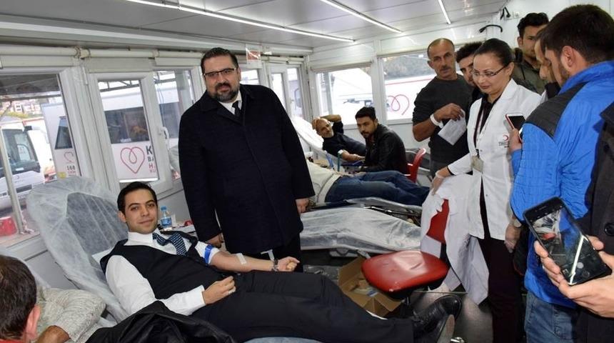 Ayvacık yine kan bağışı rekoru kırdı