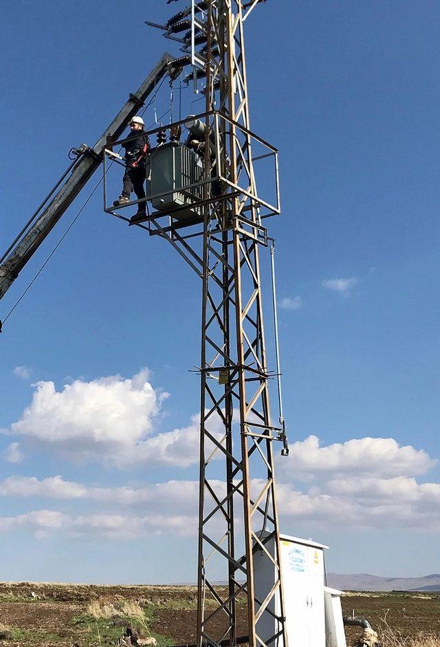 Şanlıurfa’da 10 günde 10 kaçak elektrik trafosu ele geçirildi