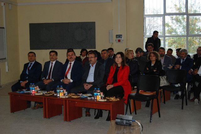 &lsquo;Gelecek Teknolojide Teknoloji Meslek Lisemde Projesi&rsquo; t&ouml;renle başladı 1