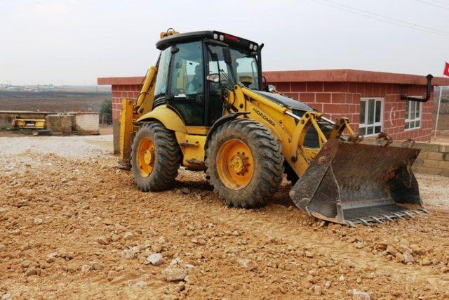 Kırsalda 5 koldan yol çalışması