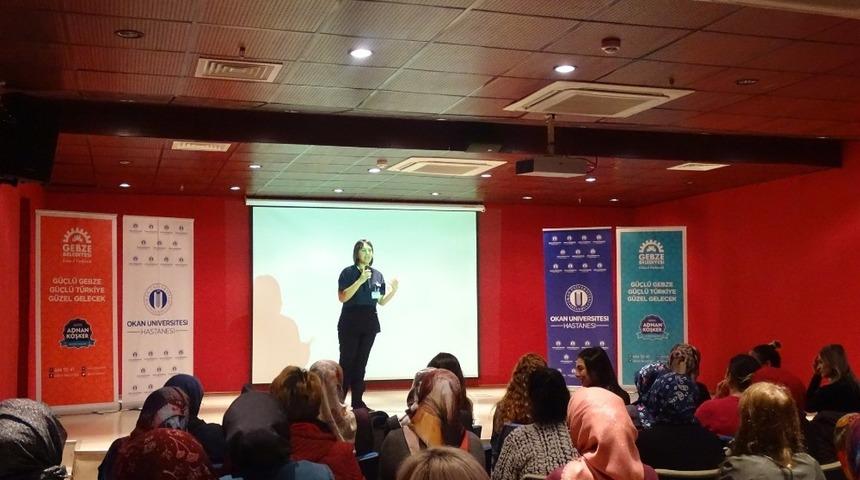 Gebzeli &ouml;ğrenciler tarihi su dolabını ziyaret ediyor