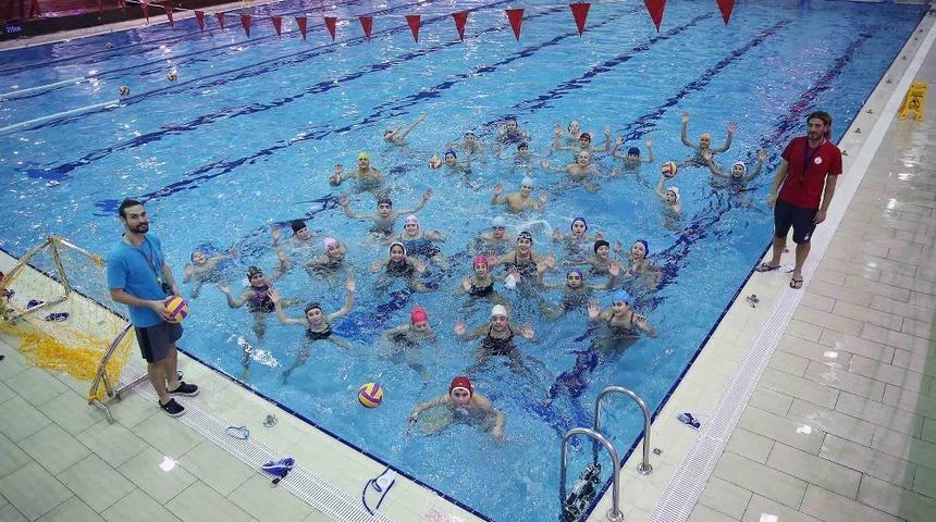 Karşıyaka&rsquo;da milli gurur