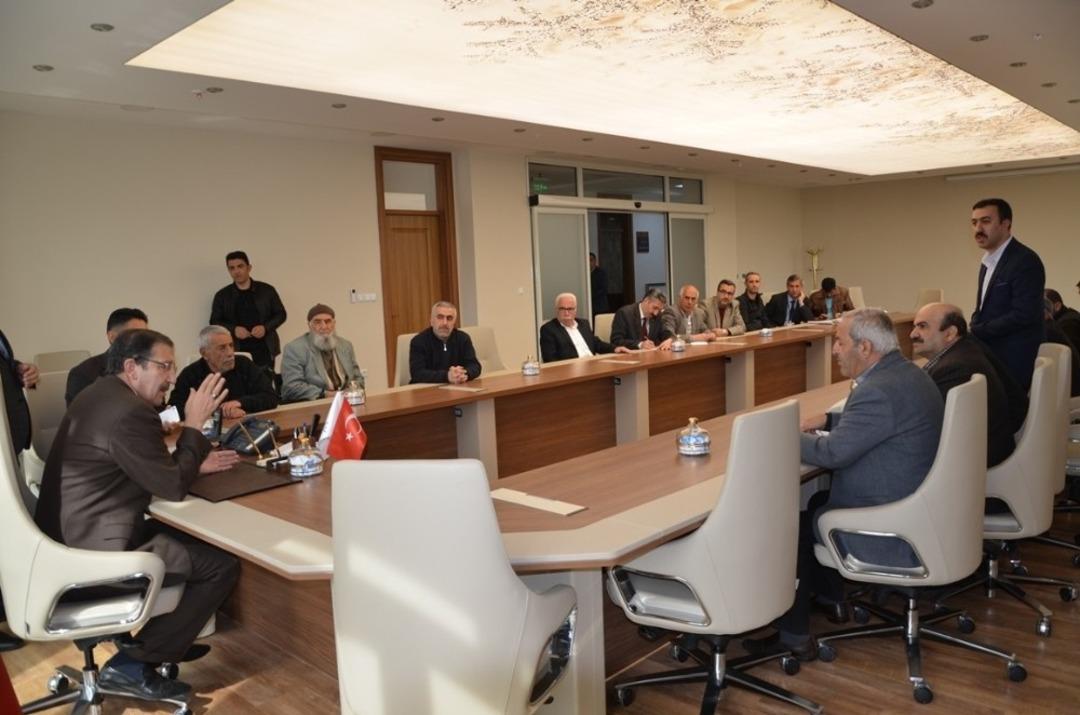 Başkan Bulutlar &ldquo;Paland&ouml;keni prestijli projelerle b&uuml;y&uuml;t&uuml;yoruz&rdquo;