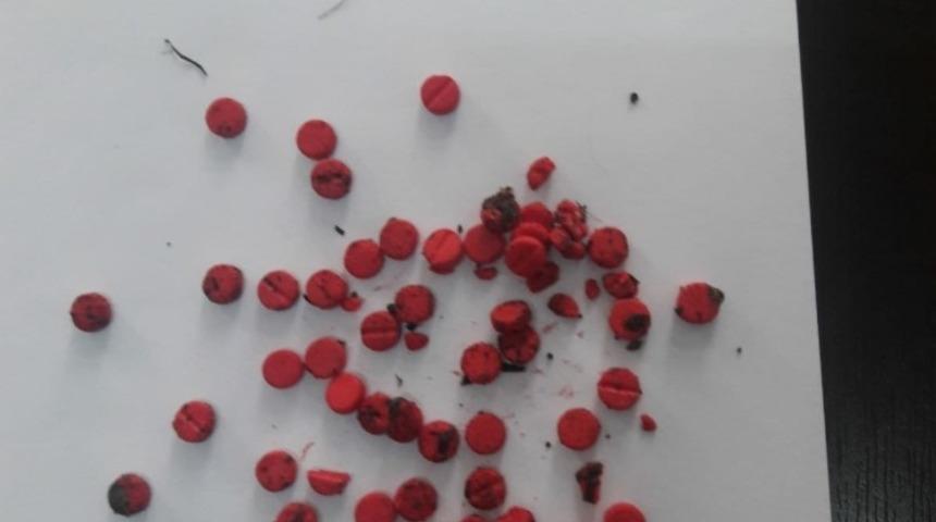 Jandarmadan uyuşturucu temin eden satıcılara baskın