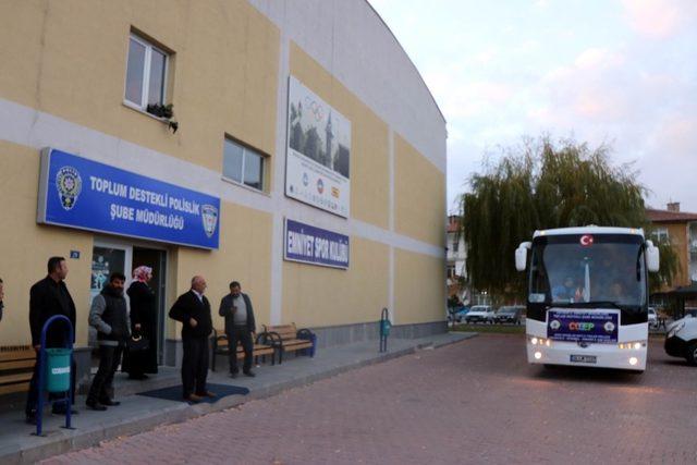 Kayseri Emniyeti çocukların yüzünü güldürmeye devam ediyor