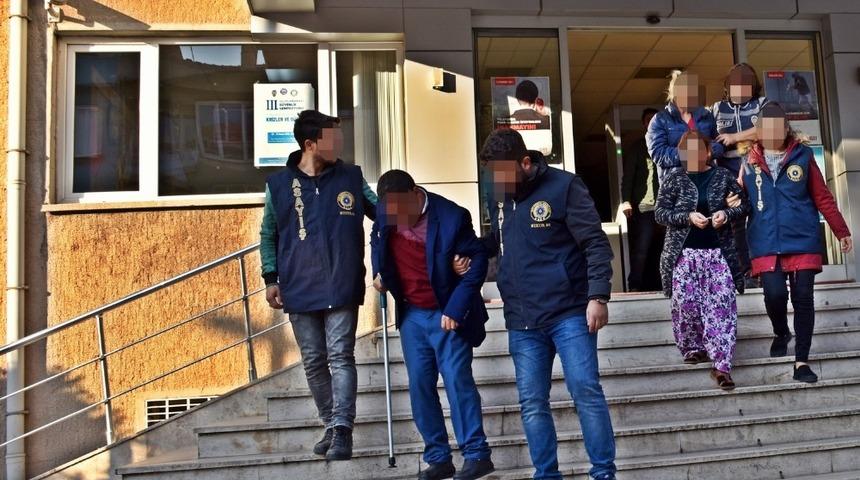 Uşak&rsquo;tan hırsızlık yapan 3 ş&uuml;pheli yakalandı