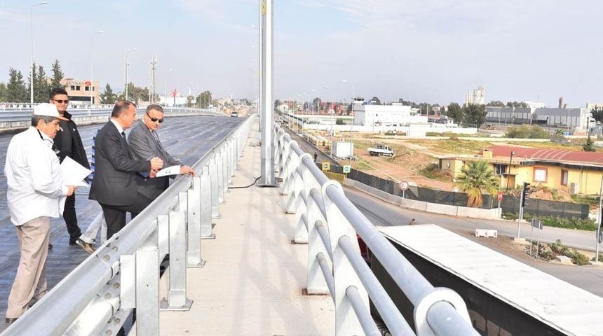 Vali Su Liman-Hal Kavşağında incelemelerde bulundu