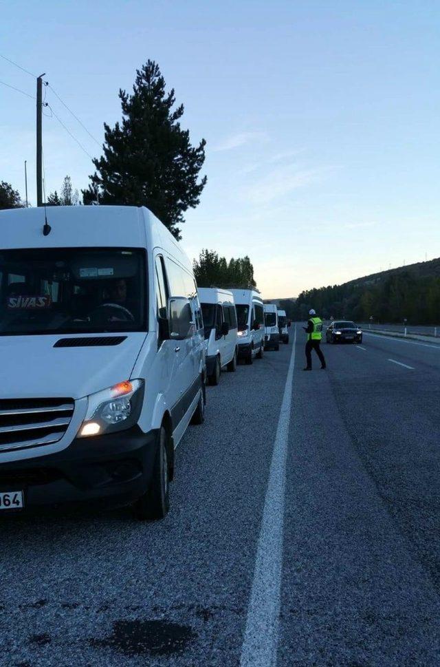 Akdağmadeni’nde öğrenci servisleri denetlendi