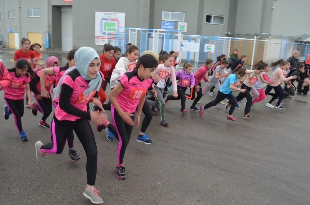 Erzurum&rsquo;da kros heyecanı