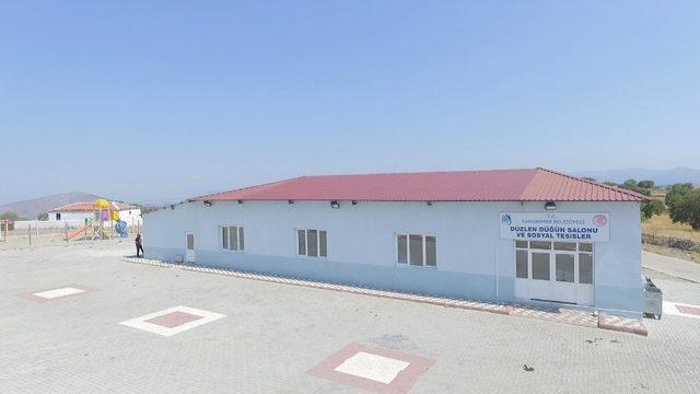 Yunusemre’den 13 kırsal mahalleye düğün salonu ve sosyal tesis