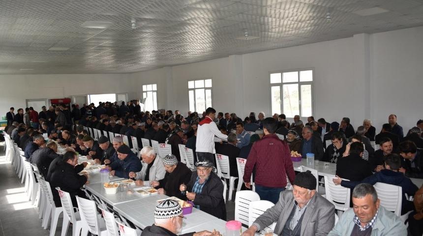 Yunusemre’den 13 kırsal mahalleye düğün salonu ve sosyal tesis