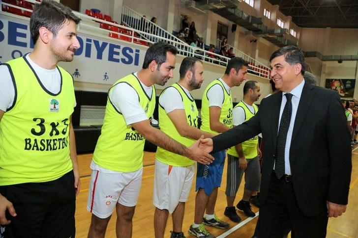 Öğretmenler için basketbol turnuvası G5