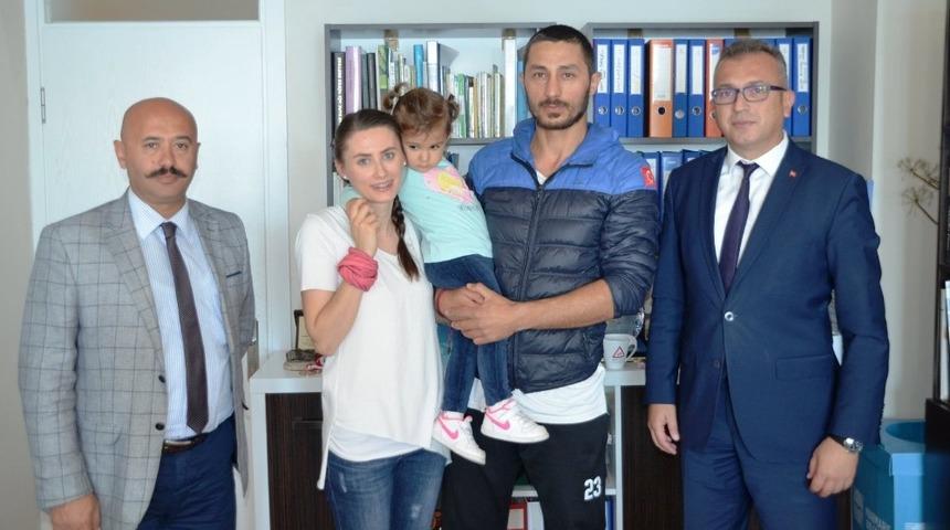 &Ccedil;evre g&ouml;n&uuml;ll&uuml;s&uuml; aileden Marmaris&rsquo;e &ouml;vg&uuml;