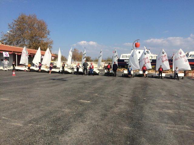 Eğirdir Belediyespor Yelken Takımı Bodrum’a gidiyor