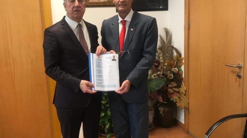 Gazeteci Tuncay T&uuml;rkg&uuml;l&uuml; MHP&rsquo;den aday adayı oldu