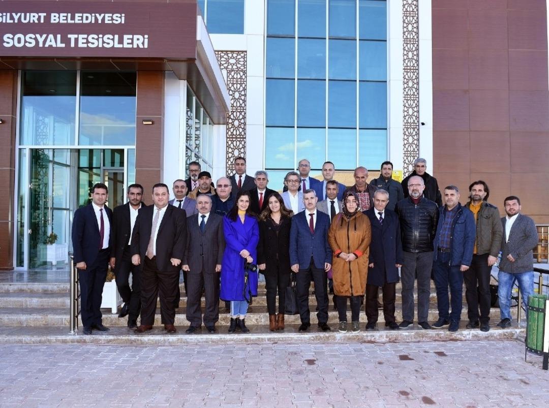 Basın mensupları Yeşilyurt&rsquo;taki yatırımları gezdi