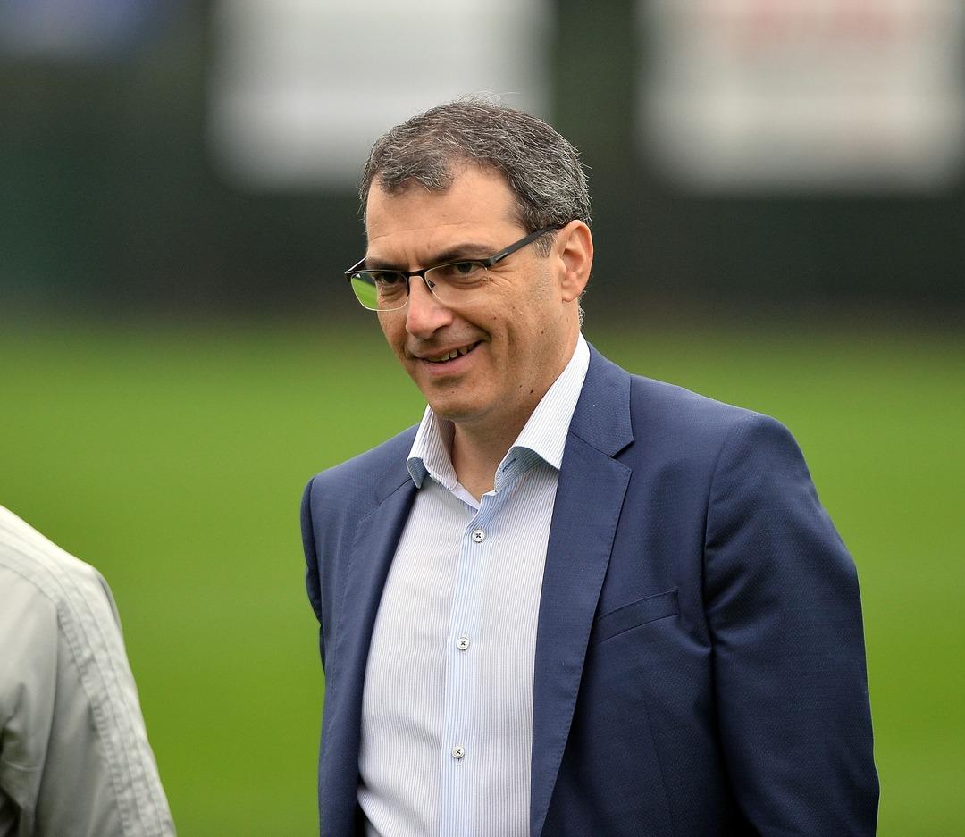 Damien Comolli Fenerbah&ccedil;e'den ayrılacak 2 ismi a&ccedil;ıkladı