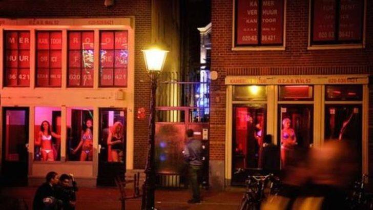 Genelevleriyle ünlü sokakta kredi kartı yasağı G3