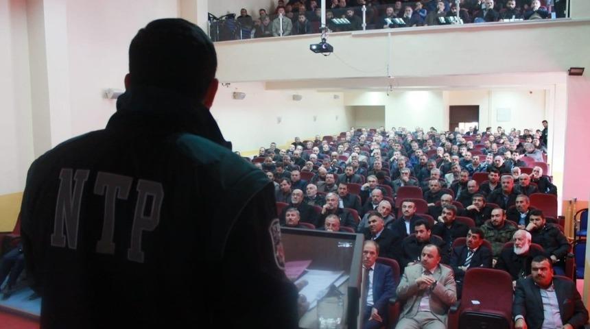 Din g&ouml;revlilerine &rsquo;Narko Rehber&rsquo; eğitimi