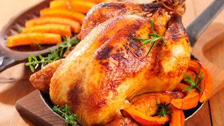 Tavuğu derisiyle tüketenler dikkat! O hastalığa davetiye çıkarıyor