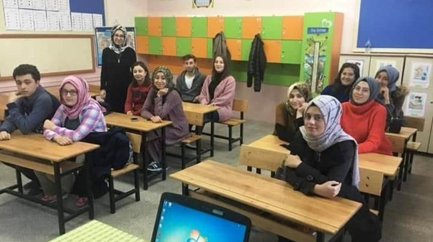 ‘Yazı dili kağıda yazılır, işaret dili gönüllere’