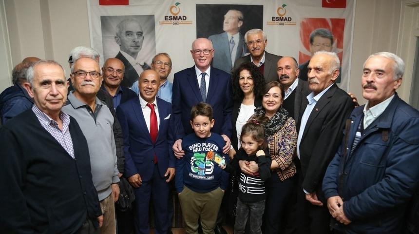 Kazım Kurt Malatyalılar Derneğini ziyaret etti