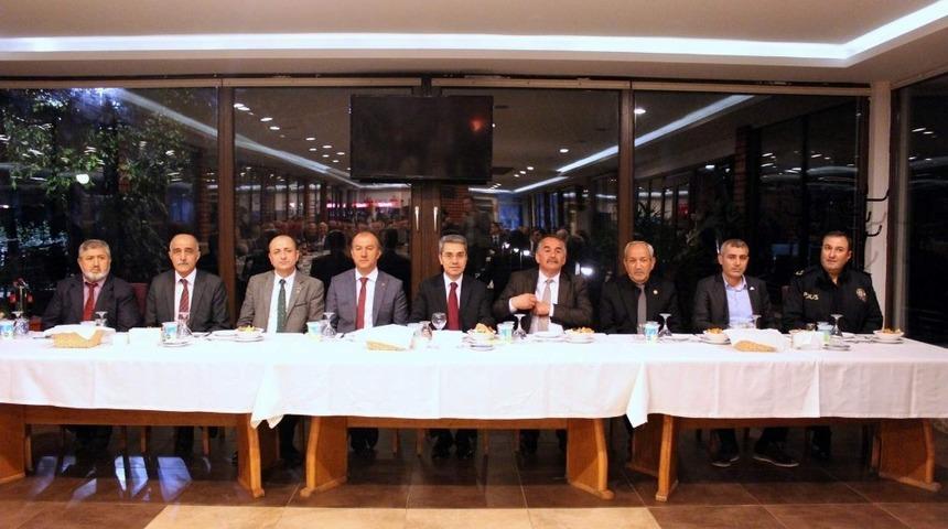 Arifiye Kaymakamı Yazıcı’ya veda yemeği düzenlendi