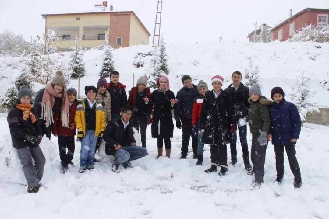 &Ccedil;ocuklar karın keyfini &ccedil;ıkardı