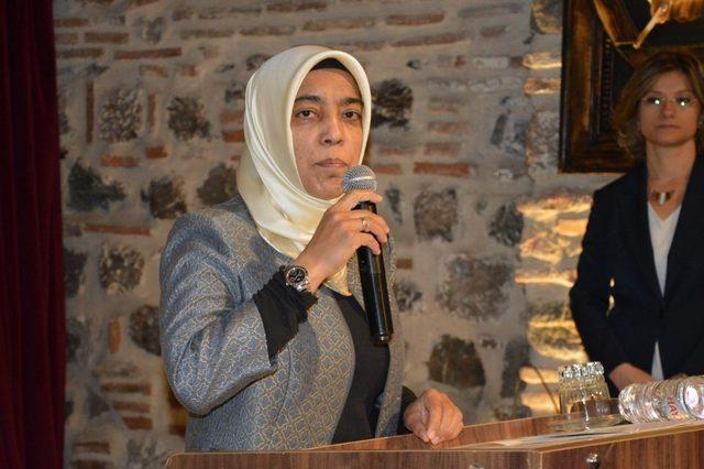 İmam hatiplilere ’Hayatı bilgece yaşamak’ semineri